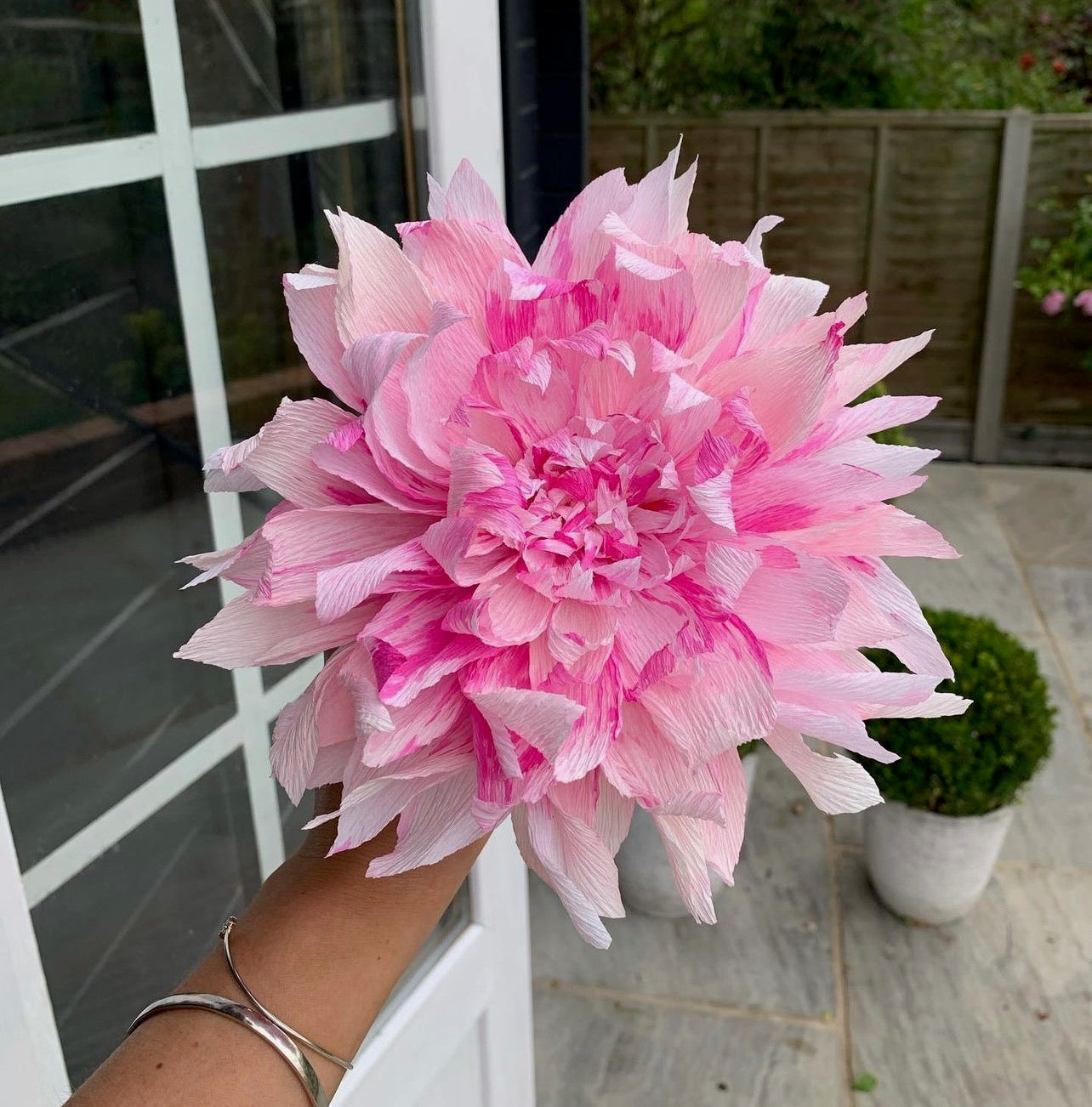 Cesca Molly Thorne - Bespoke Paper Flowers