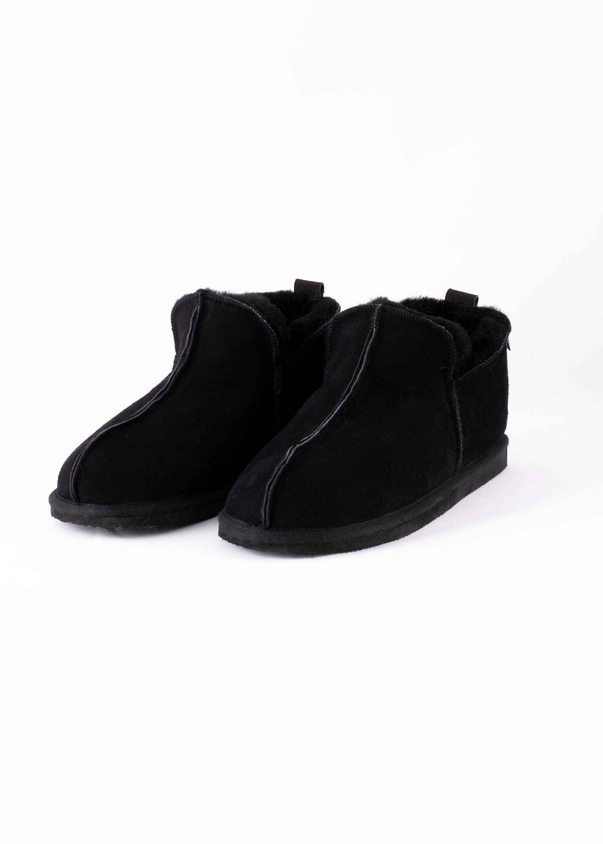 Anton Mens Sheepskin Boot Slippers - Black