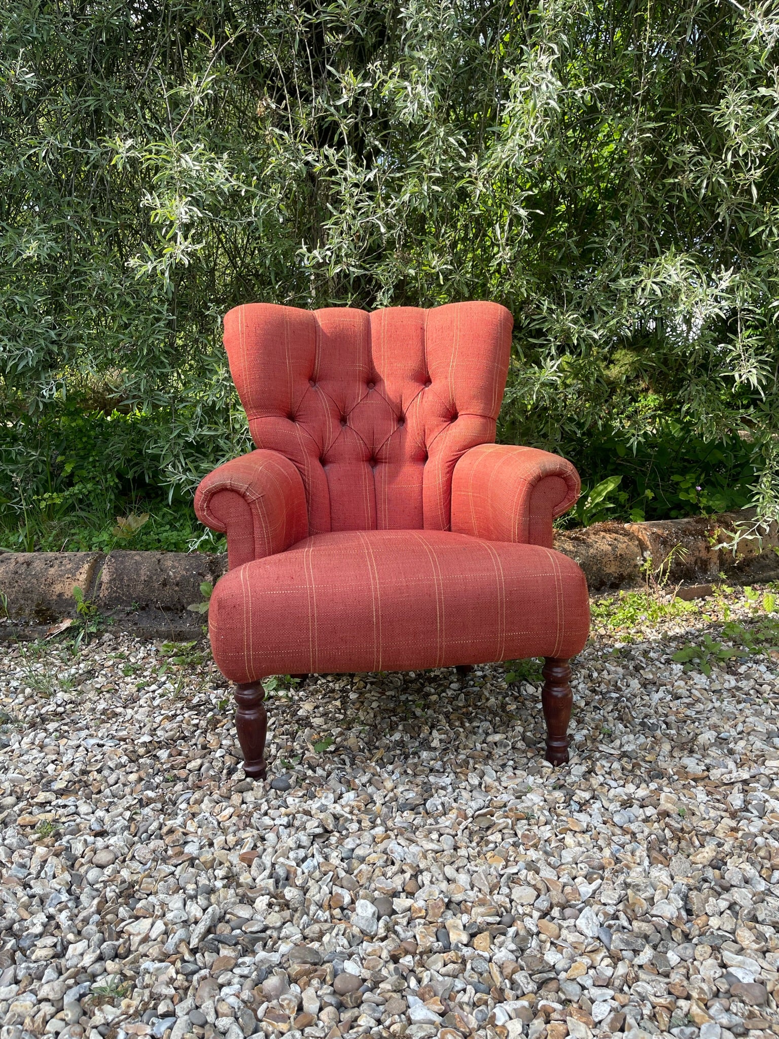 Red Button Back Chair