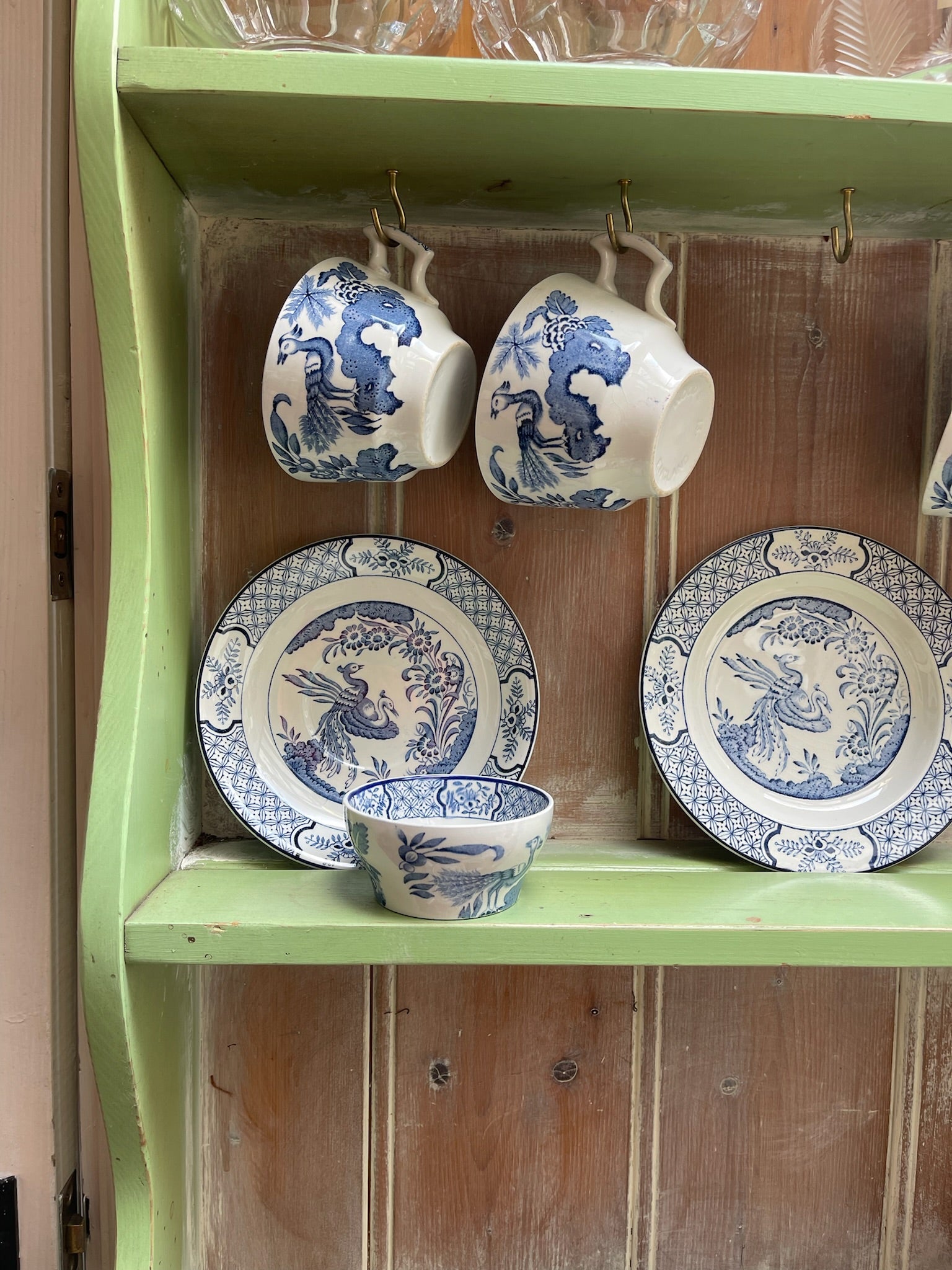 28 Piece Woods & Son Tea Set "Yuan"
