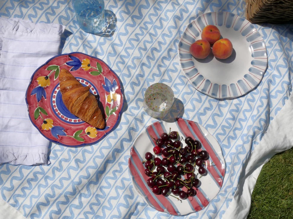 Wiggle Linen Tablecloth - Blue