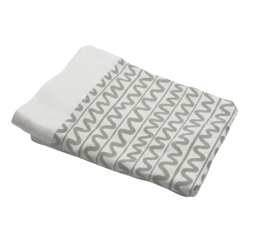 Wiggle Linen Tablecloth - Green