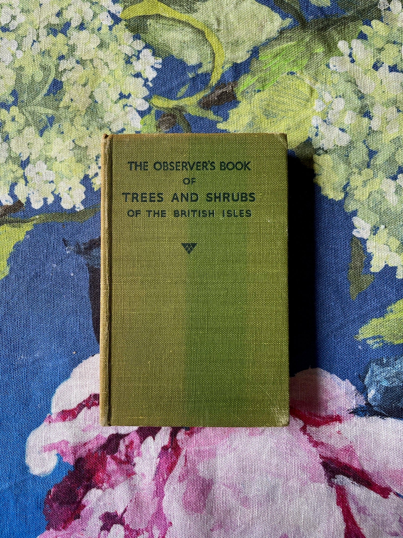 Vintage Observer Pocket Books
