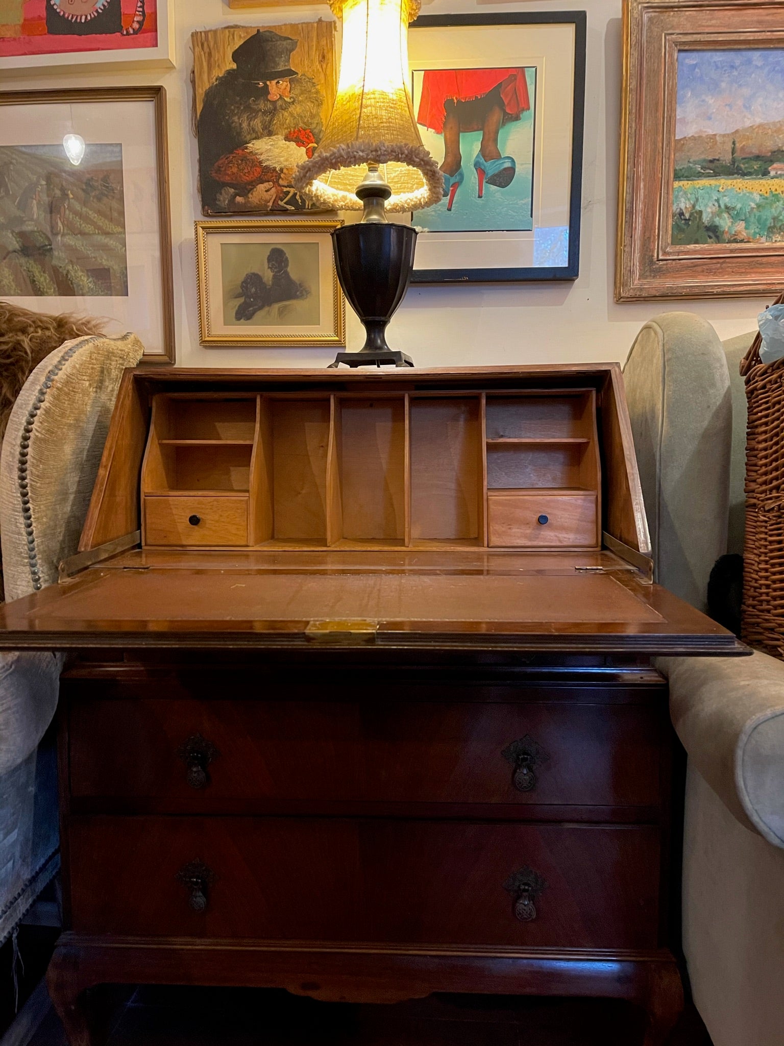 Antique Queen Anne Walnut Burr Bureau