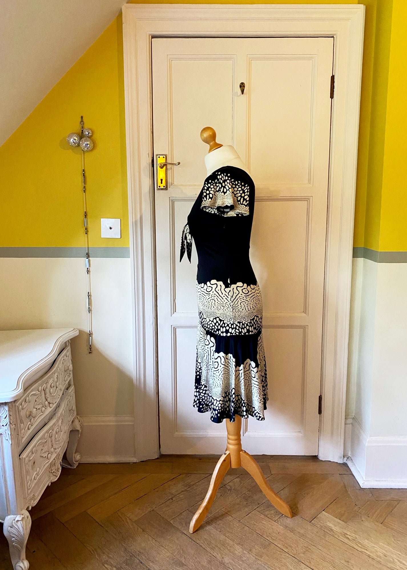 Issa London Black Pattern Dress