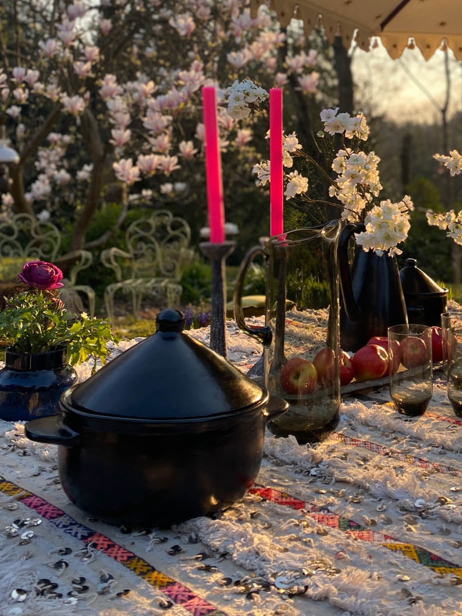 Black Terracotta Cooking Pot