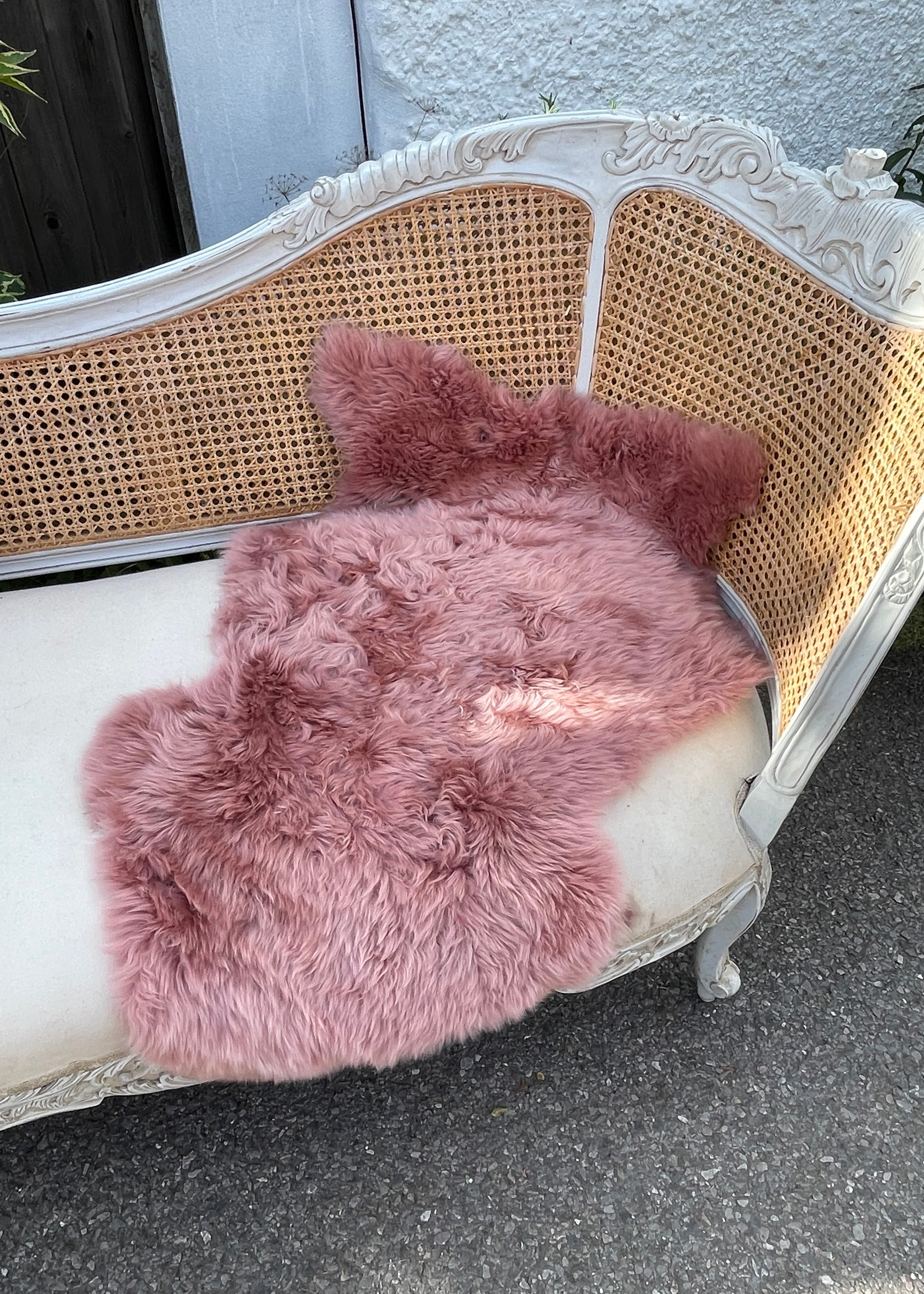 Single Sheepskin Rug - Ten Colours