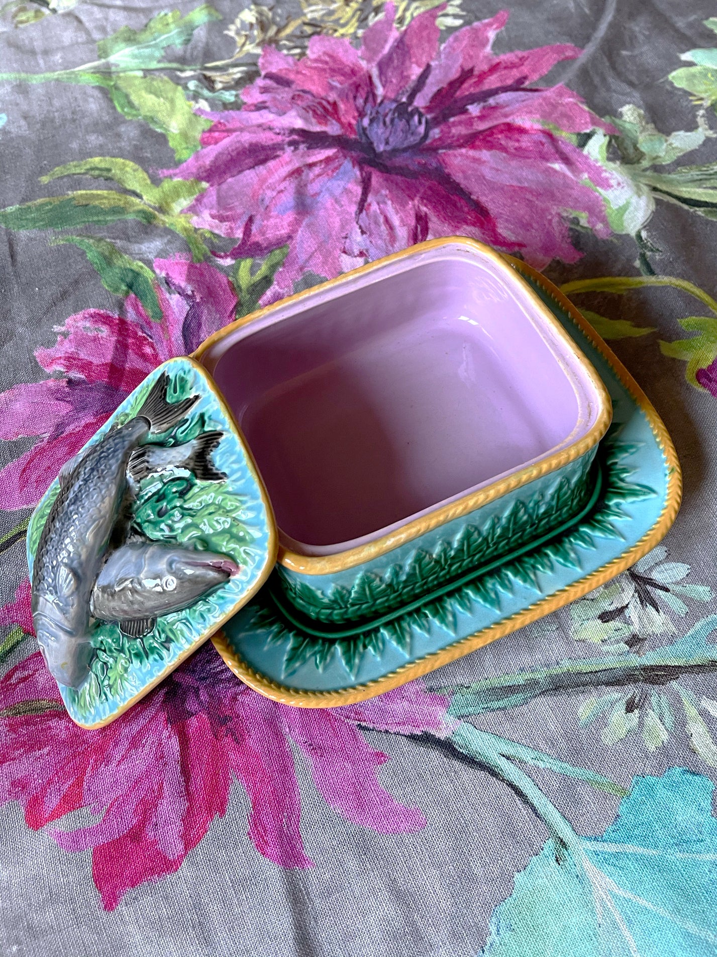 Rare Antique George Jones Sardine Dish with Lid & Plate