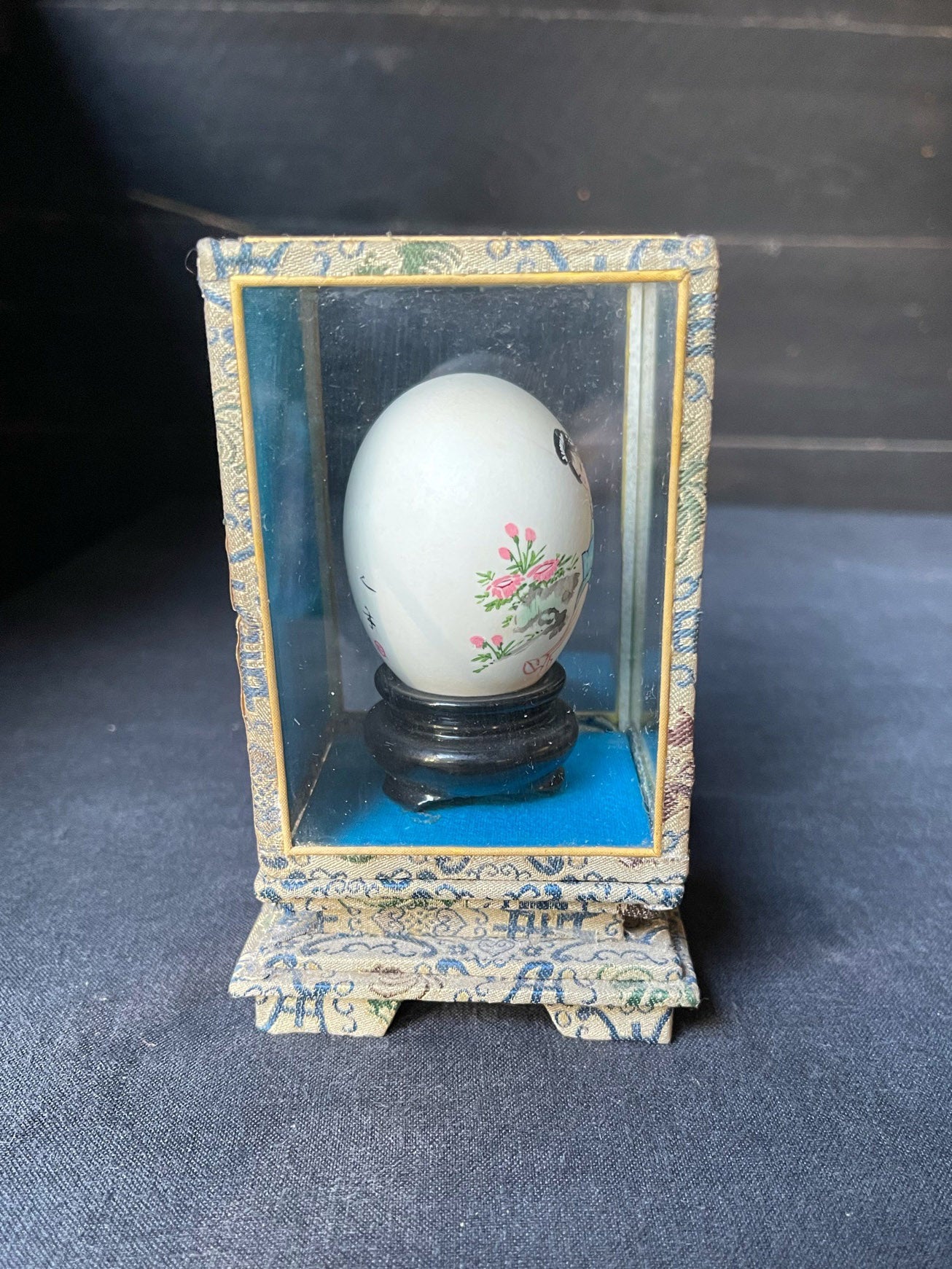 Vintage Chinese Painted Eggs - Reader