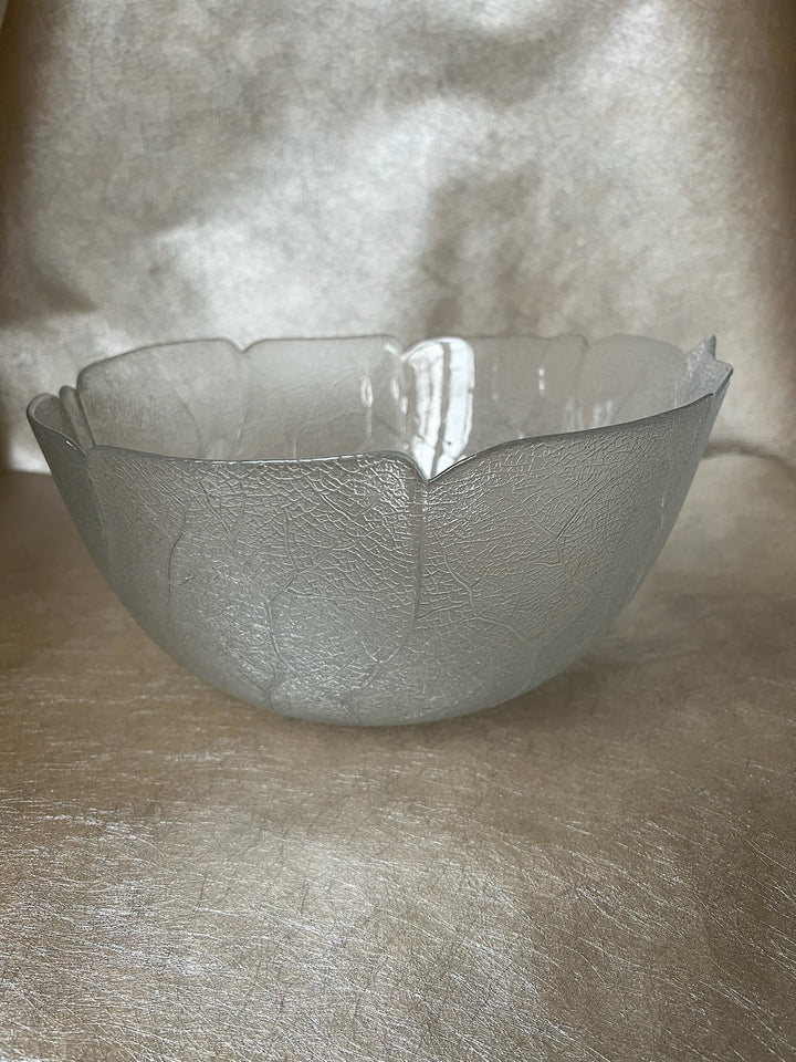 1970s Arcoroc Aspen Leaf Bowl