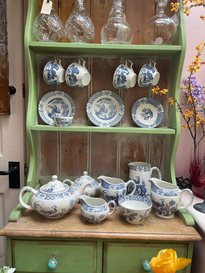 28 Piece Woods &amp; Son Tea Set "Yuan"