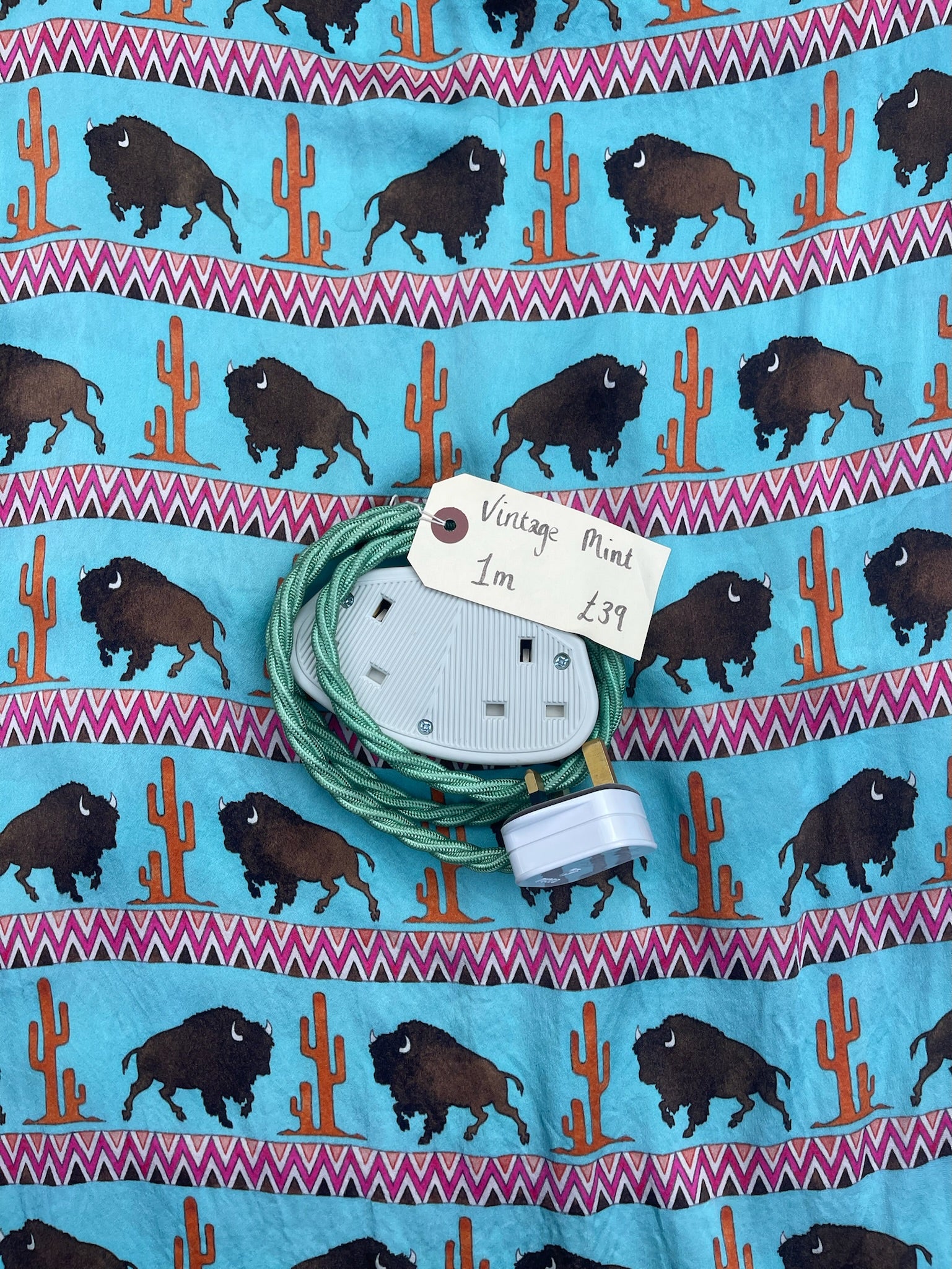 Lola's Leads – Vintage Mint + White 1m | 2 Gang