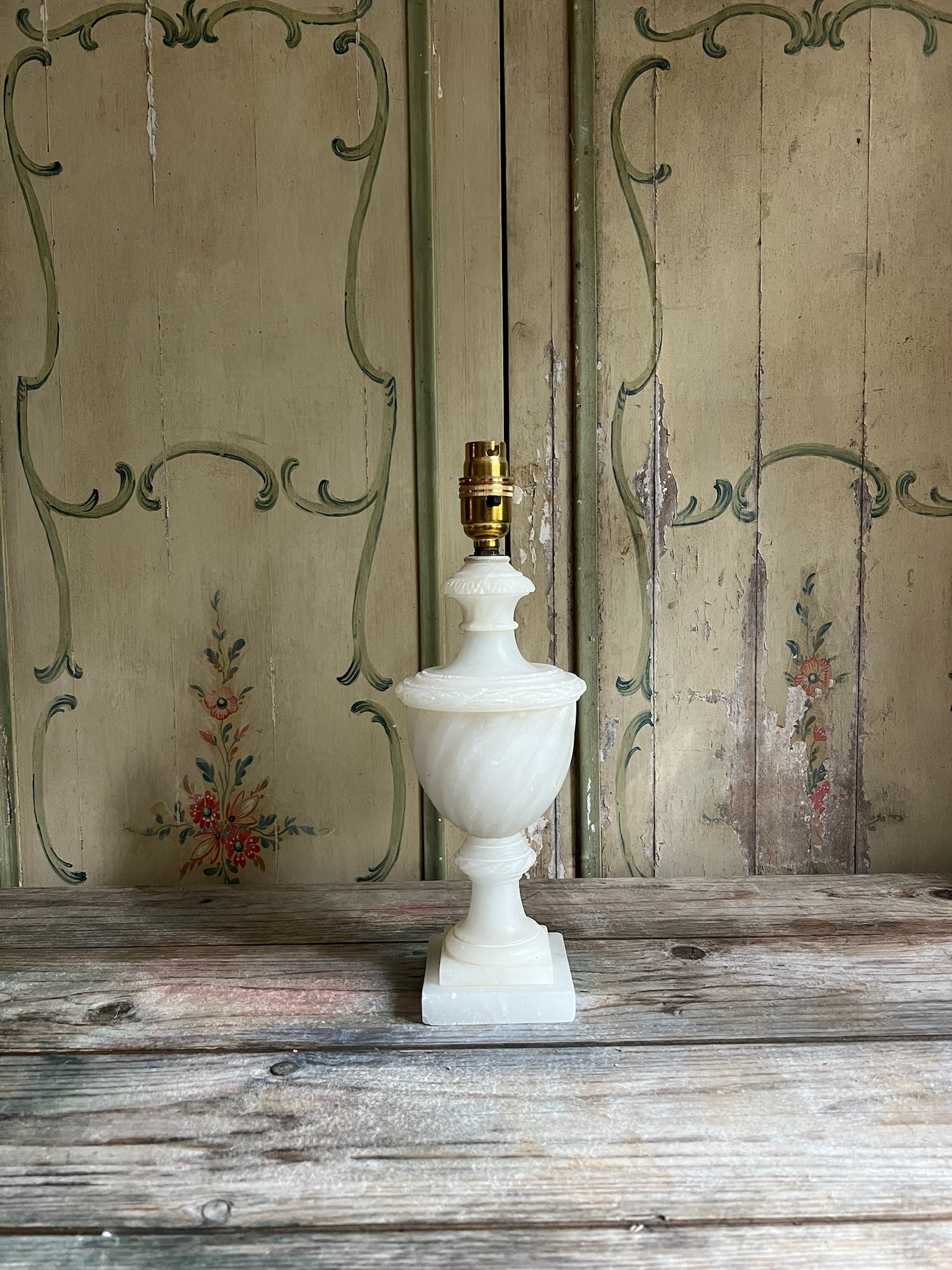 Intricate 20th Century Alabaster Lamp 
