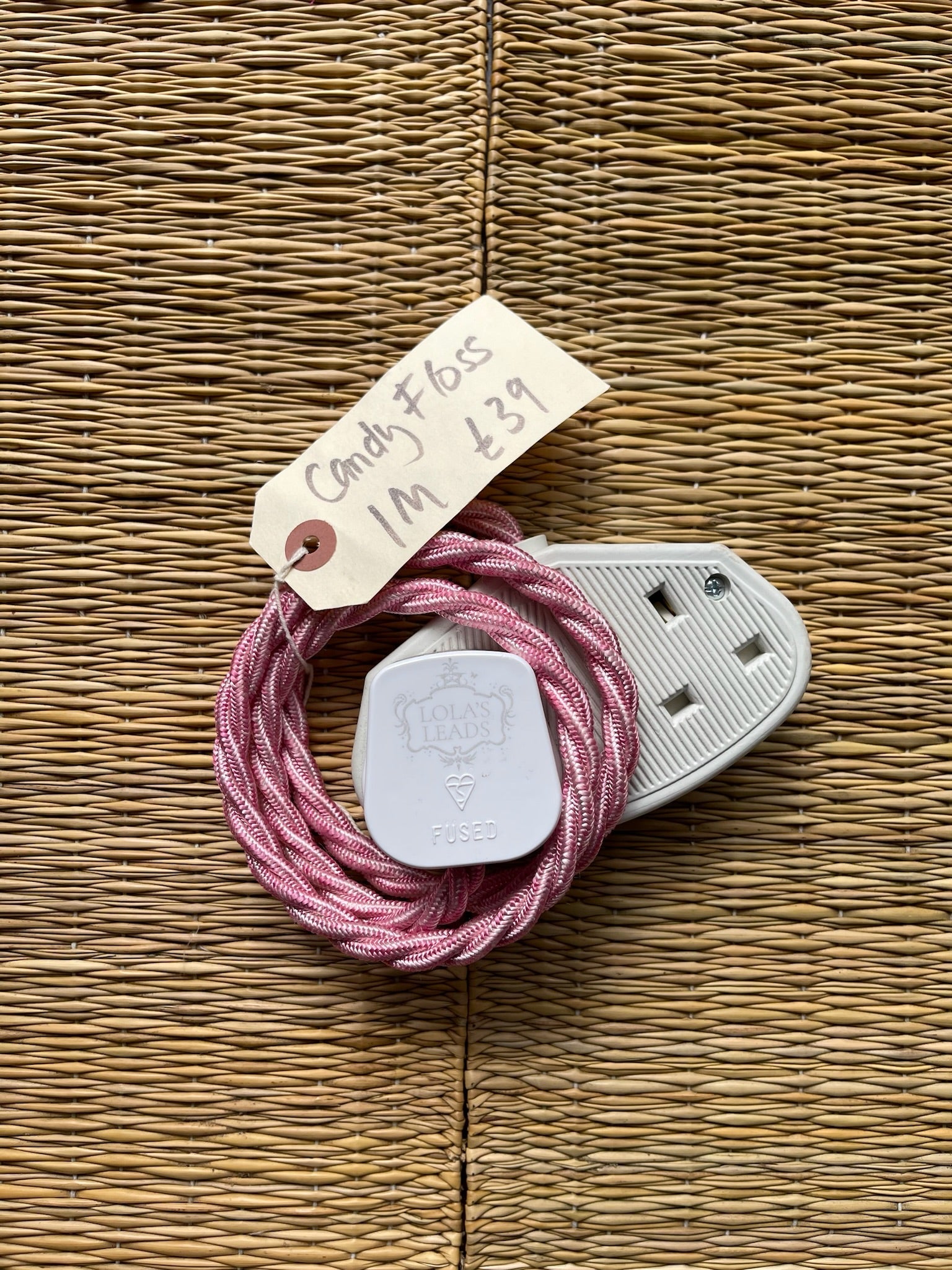 Lola's Leads – Candy Floss + White 1m | 2 Gang
