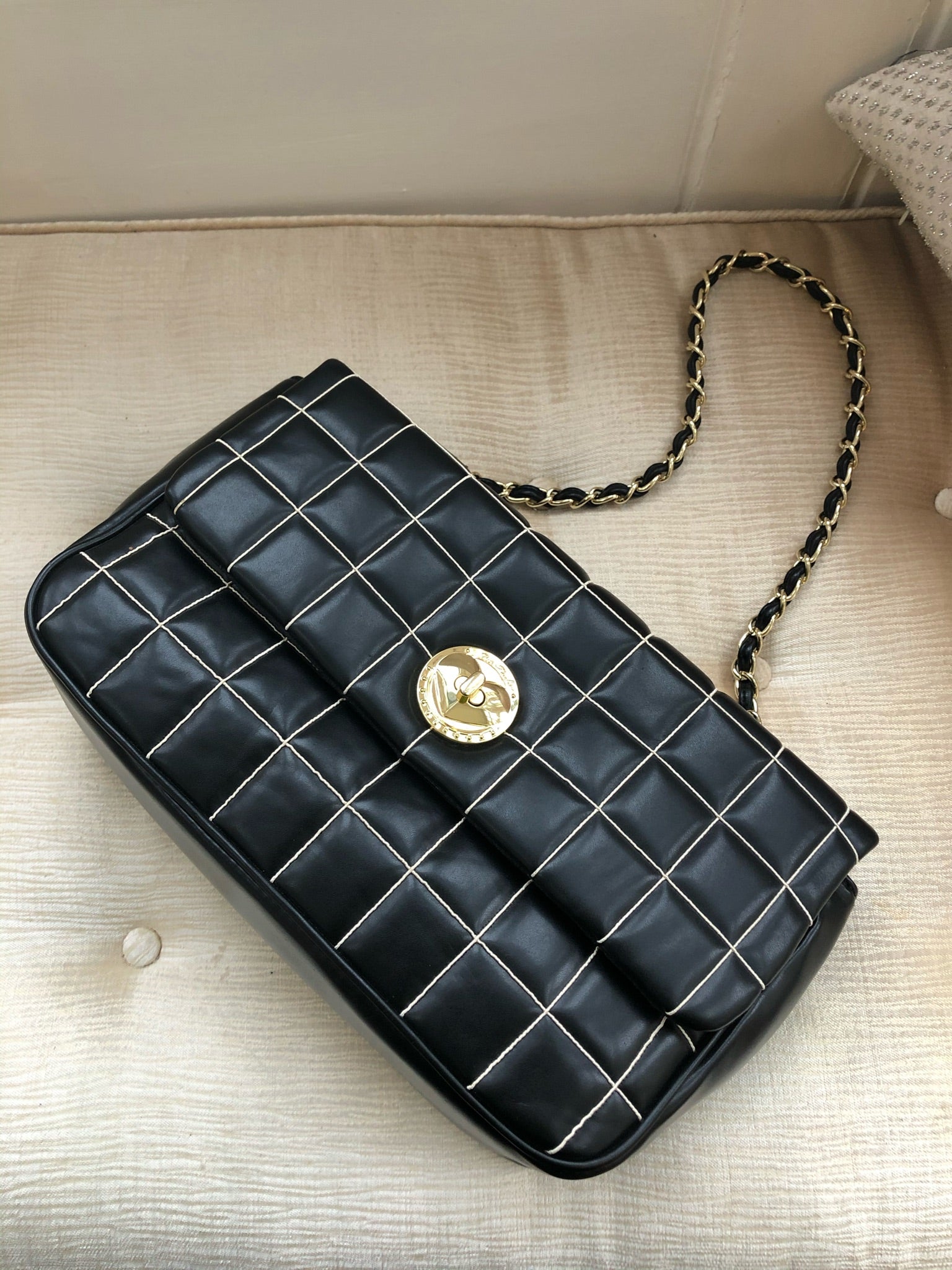 Love Moschino Black Leather Quilted Bag