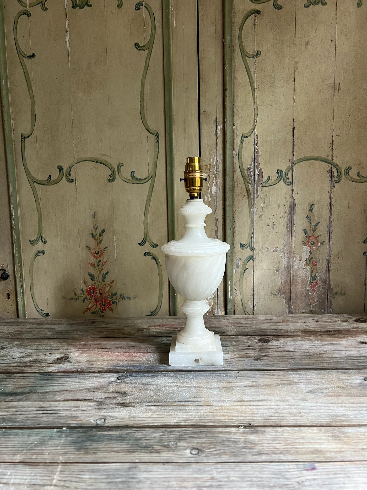 Intricate 20th Century Alabaster Lamp 