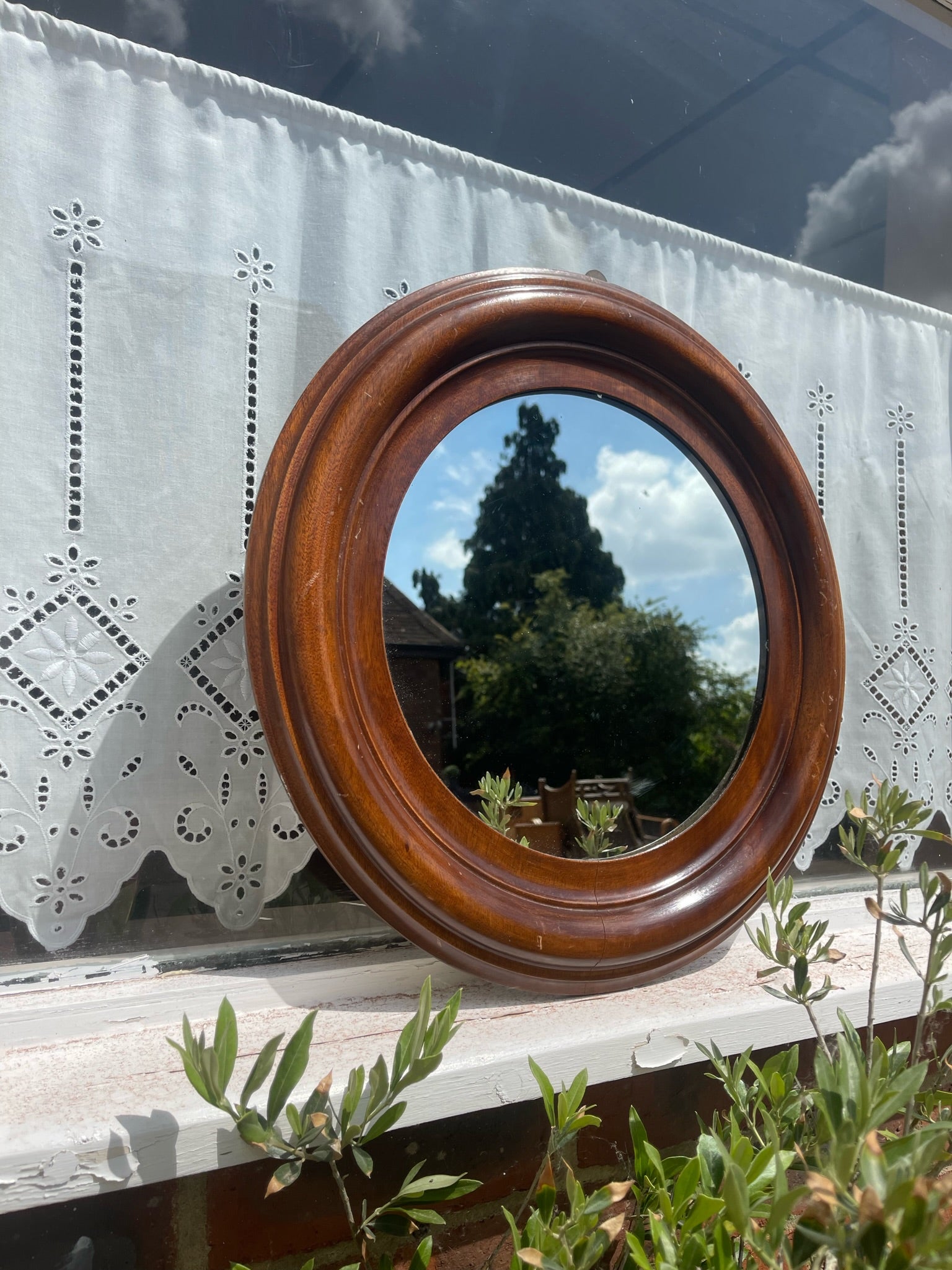 Classic Wood Framed Round Mirror