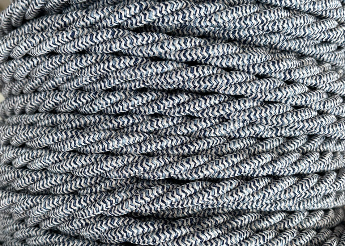 Lola's Leads EU Travel Adaptor in White USB 3 Sockets