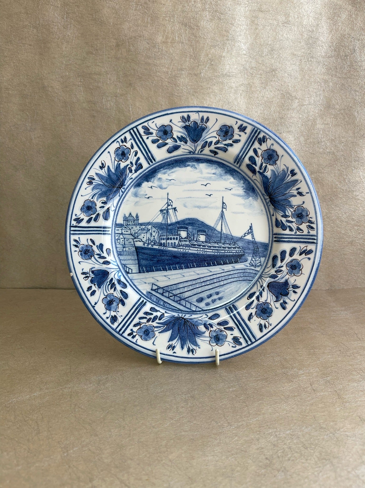 G. Mazzotti Albisola Decorative Plates