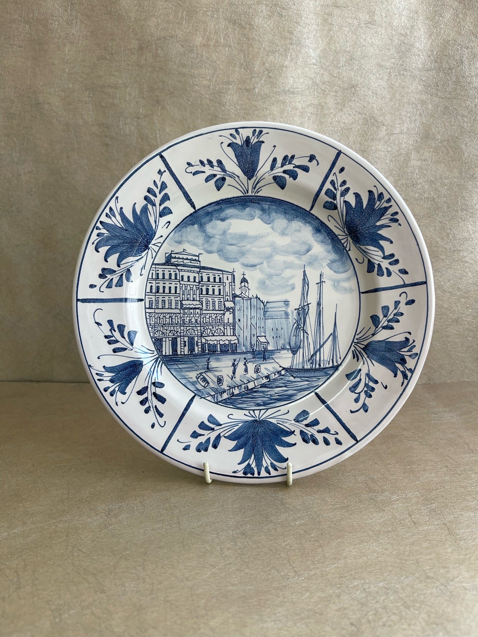 G. Mazzotti Albisola Decorative Plates
