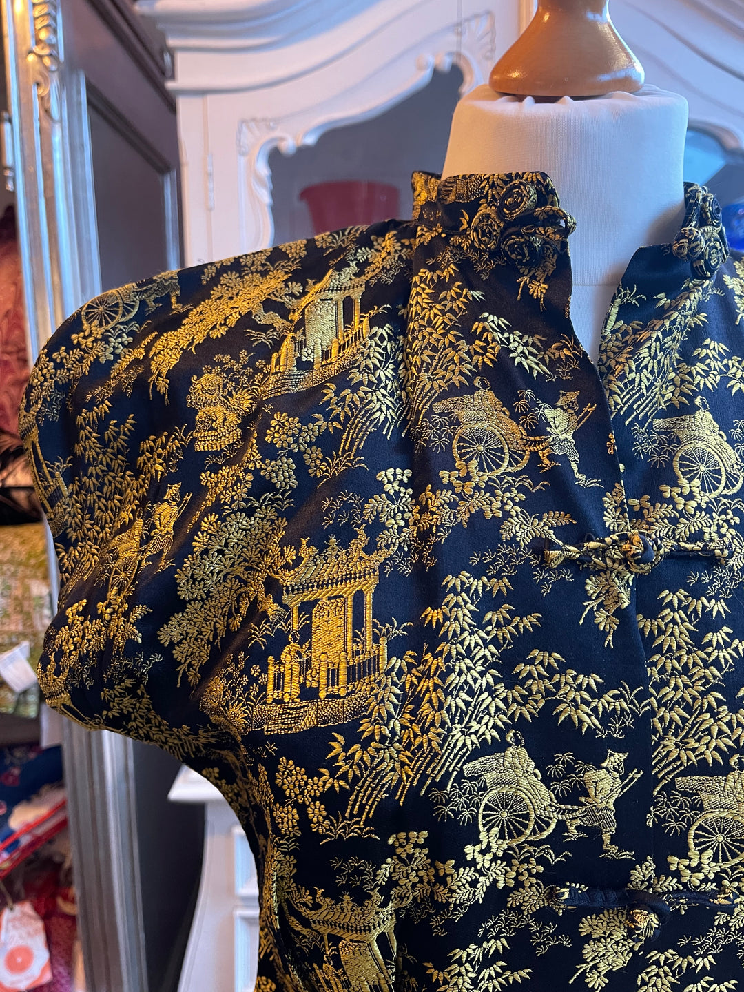 Vintage Chinns Gold &amp; Black Blouse