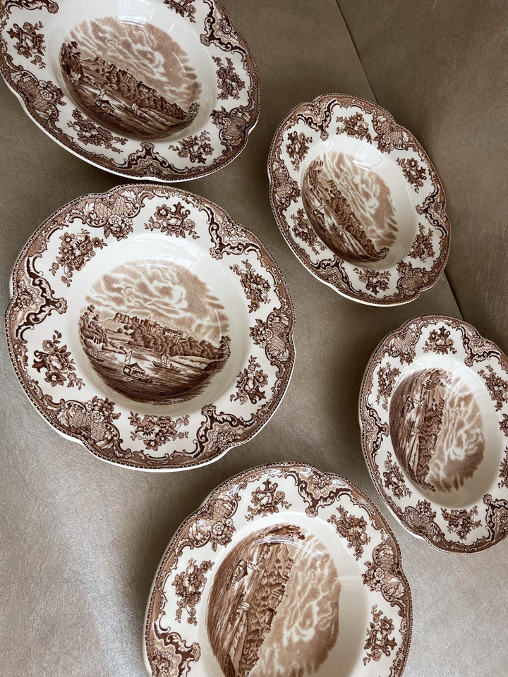 Johnson Brothers Old Britain Castles - Brown Rimmed Bowl