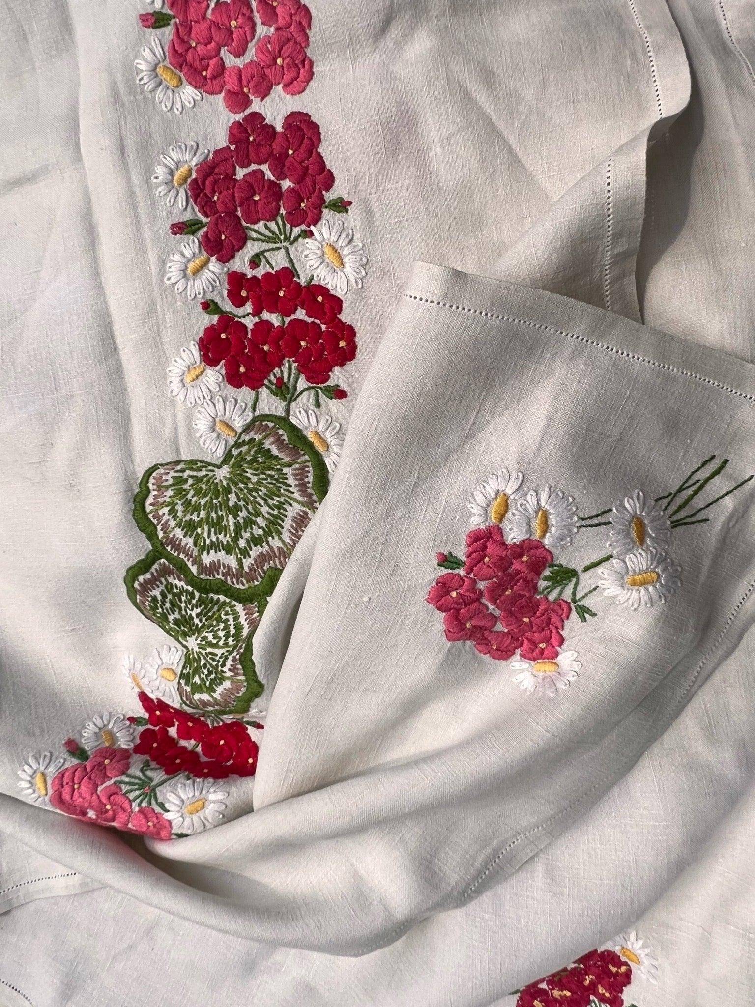 Lily Pad - Embroidered Tablecloth