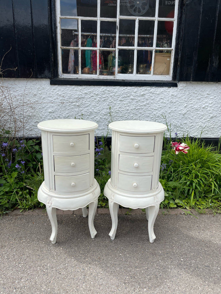 Cream Ornate Side Table