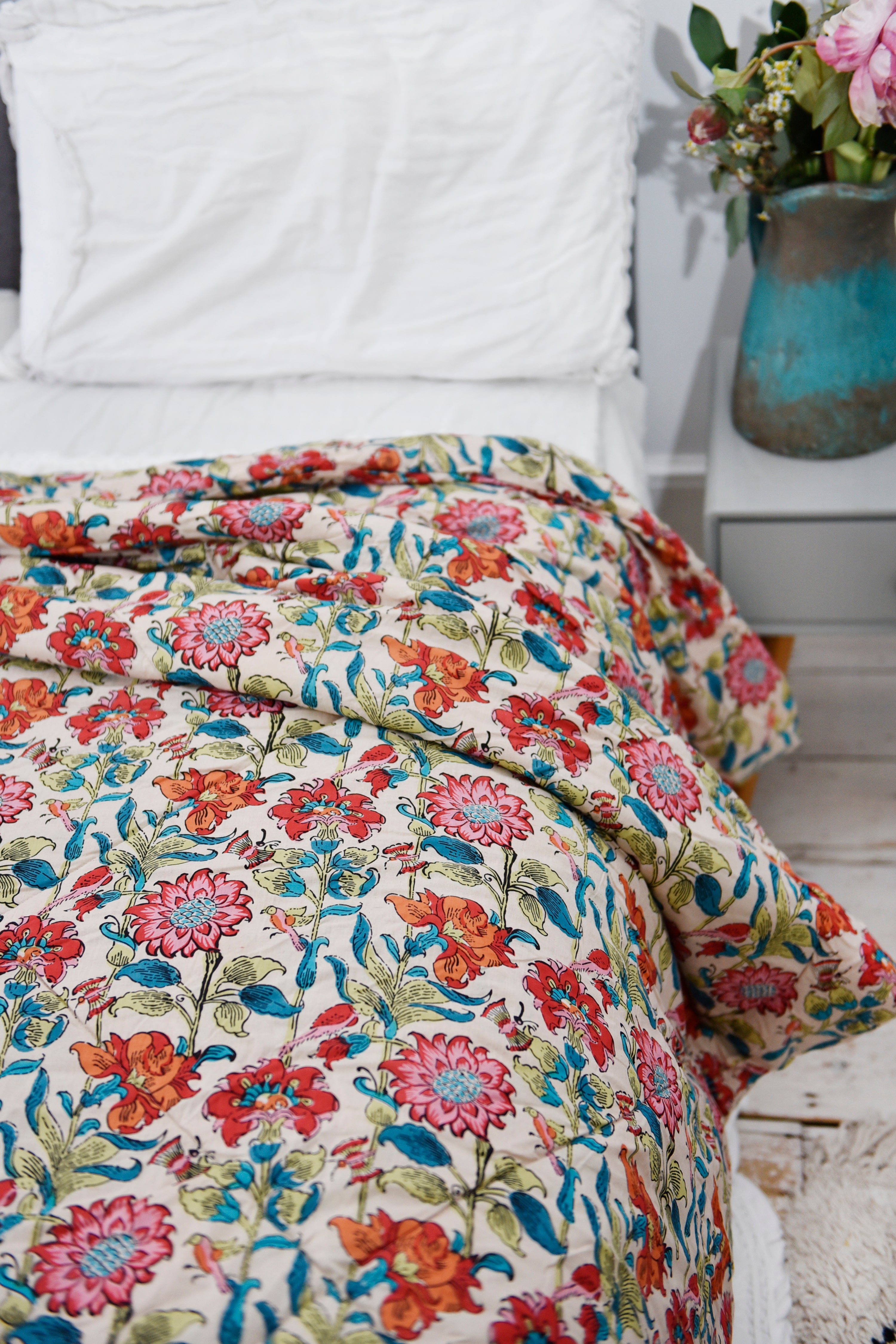 Floral Garden Print Quilt/Throw