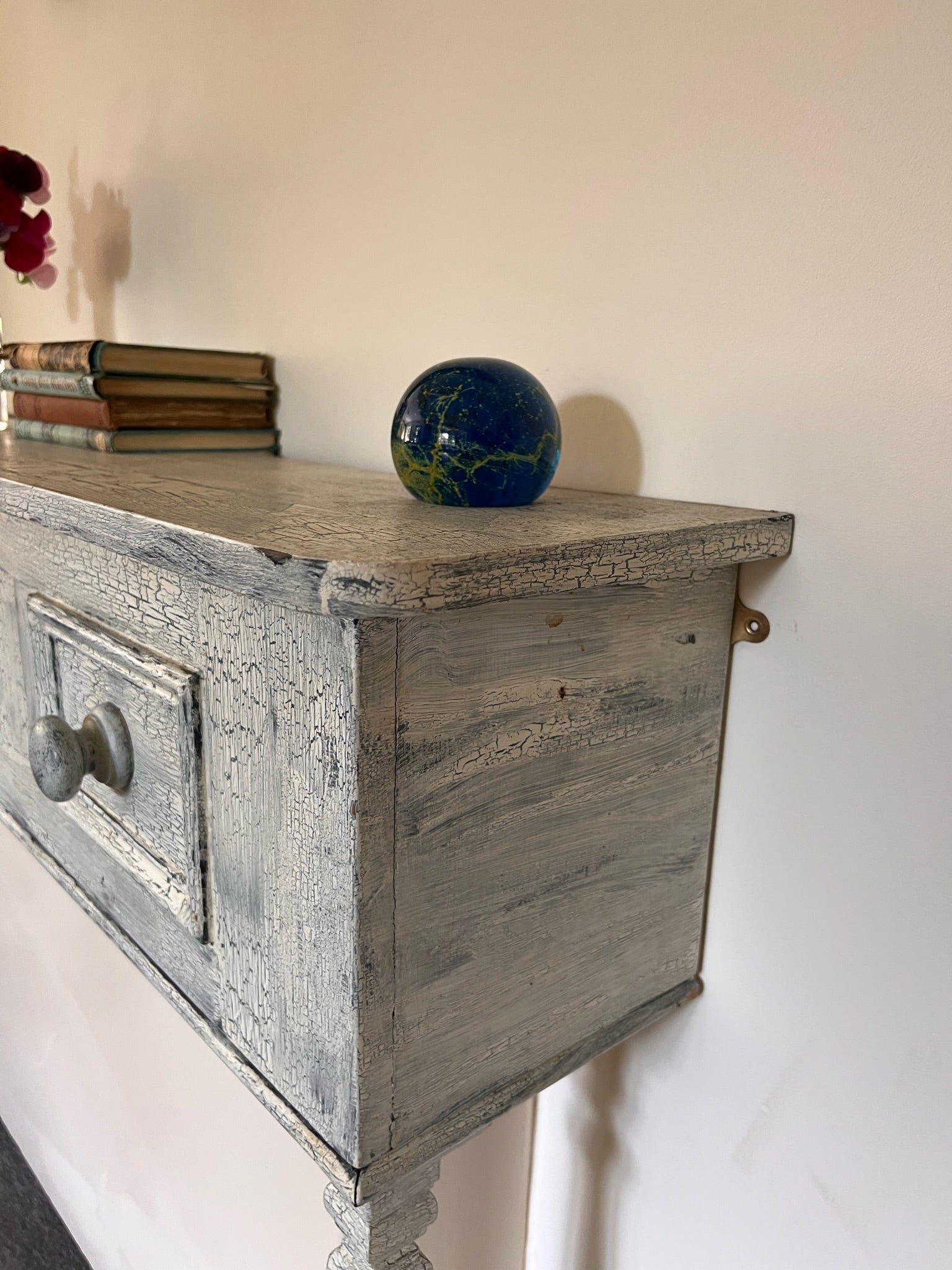 Rustic Console Table Radiator Cover – Lolapalooza London