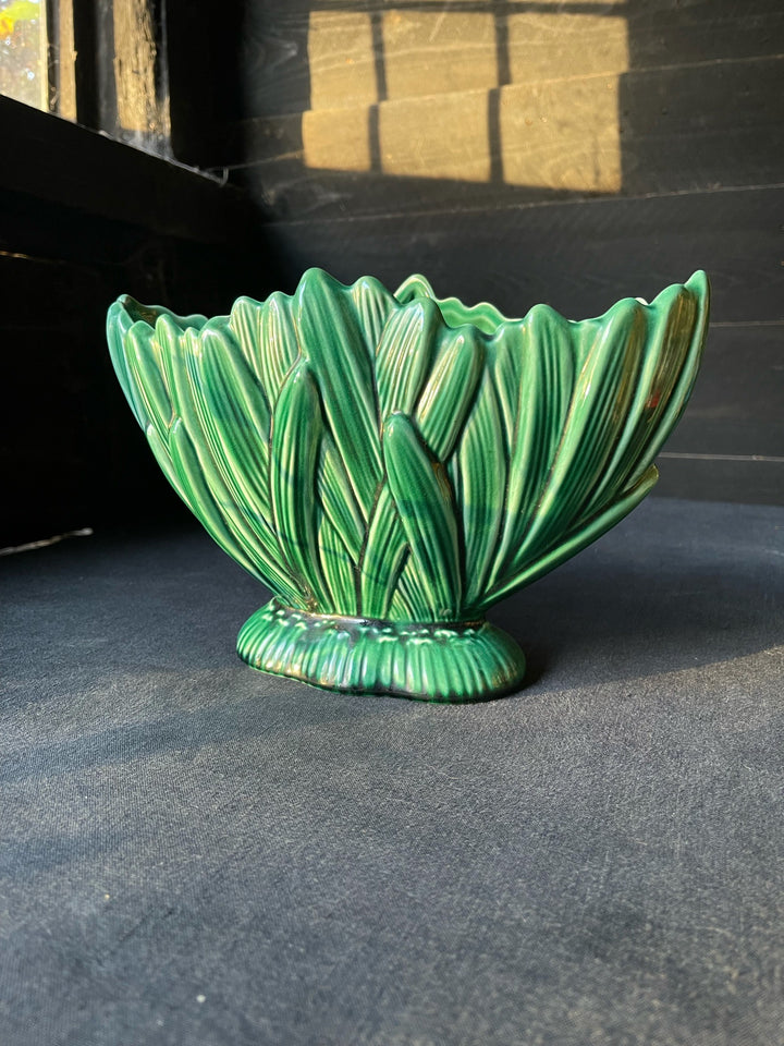 Sylvac Hyacinth Green Vase