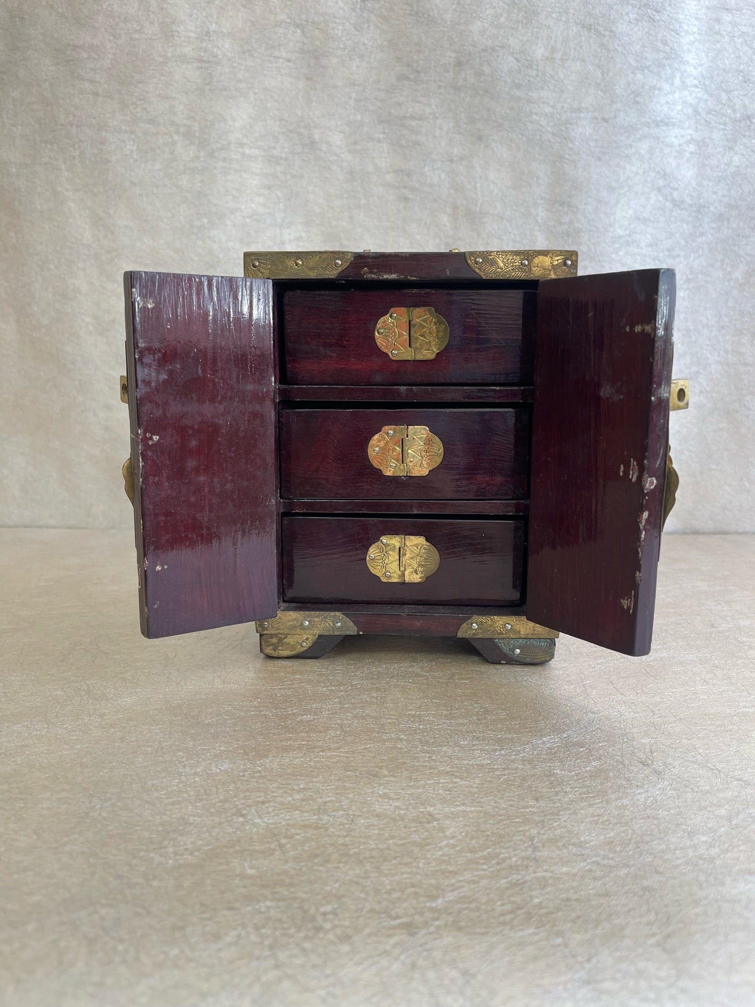 Vintage Chinese Jewellery Box