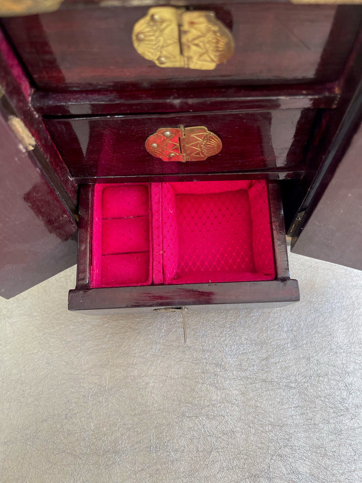 Vintage Chinese Jewellery Box