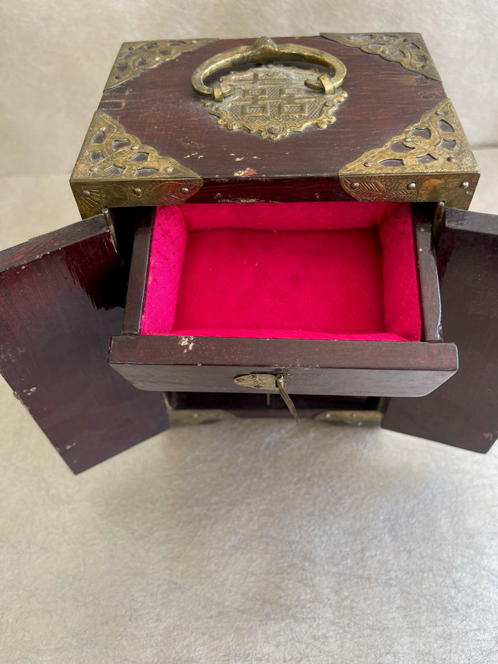 Vintage Chinese Jewellery Box