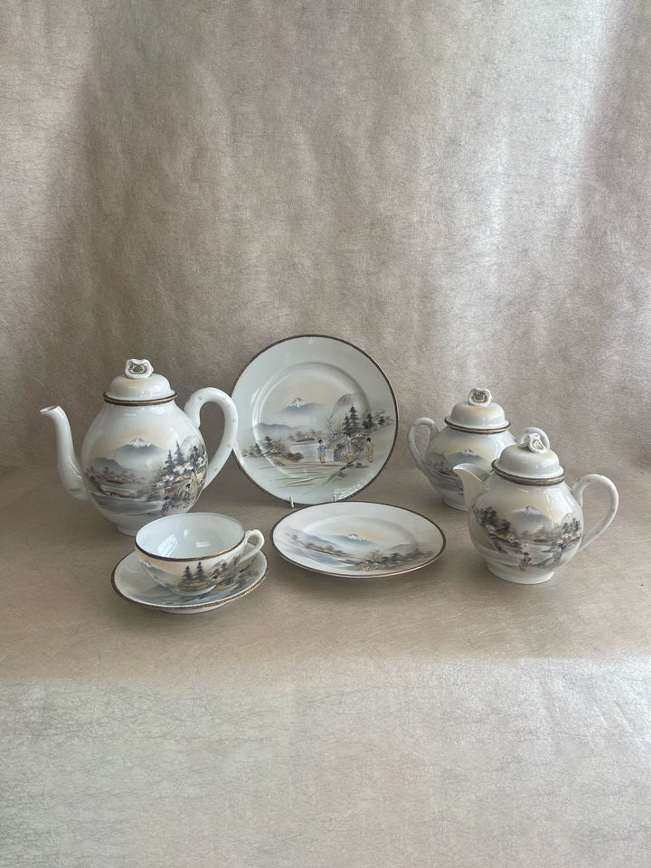 Vintage Japanese Kutani Tea Set 25 Piece Set