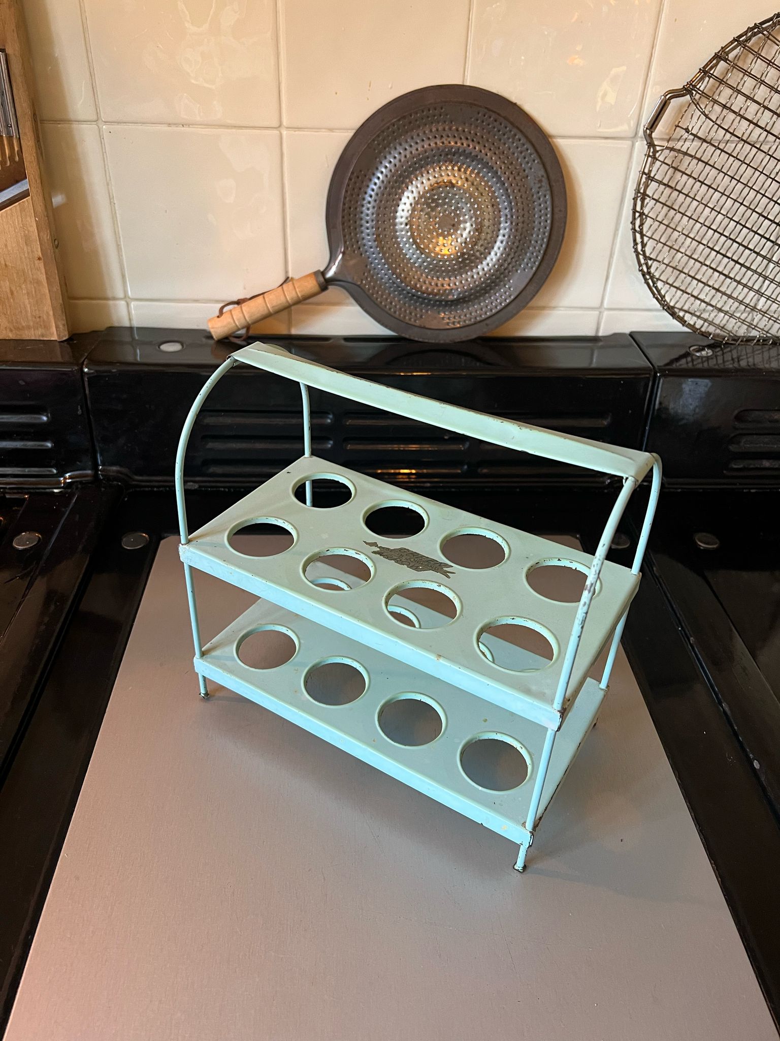 Vintage Duck Egg Green Metal Tiered 16 x Egg Rack