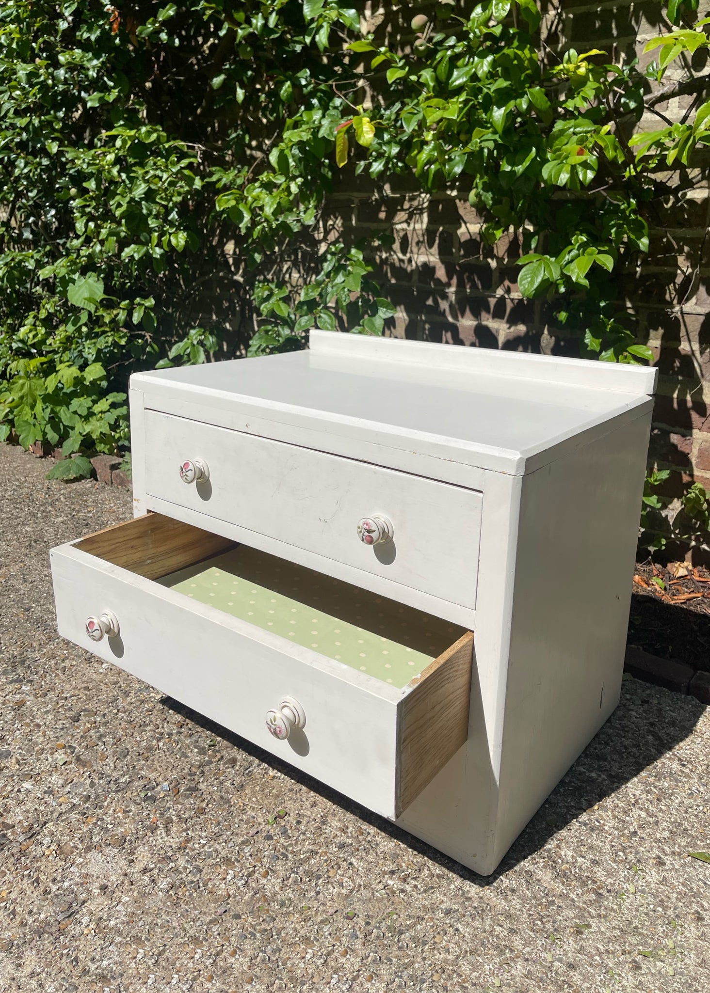 White Painted Chest of Drawers