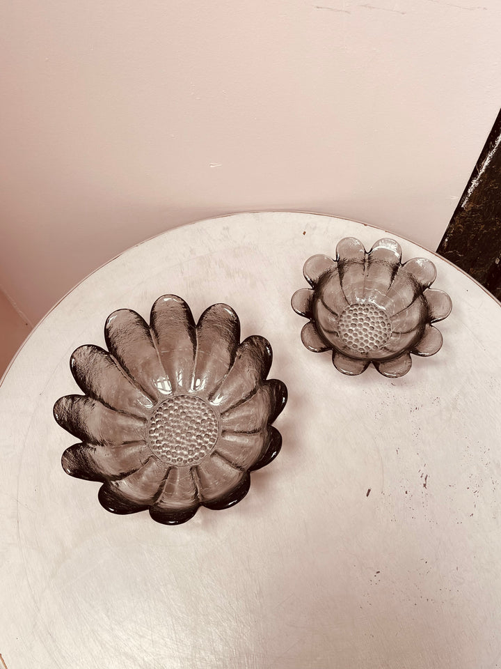 Pair of Dartington Daisy Bowls