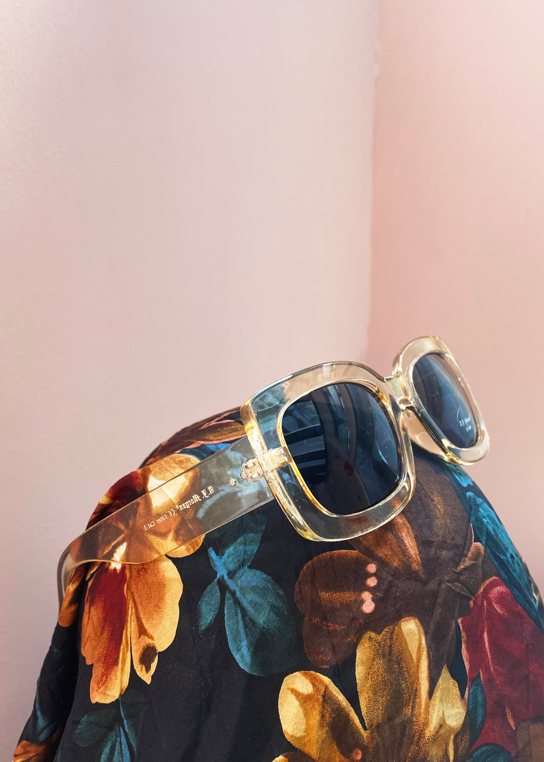 A.J. Morgan Square Shades