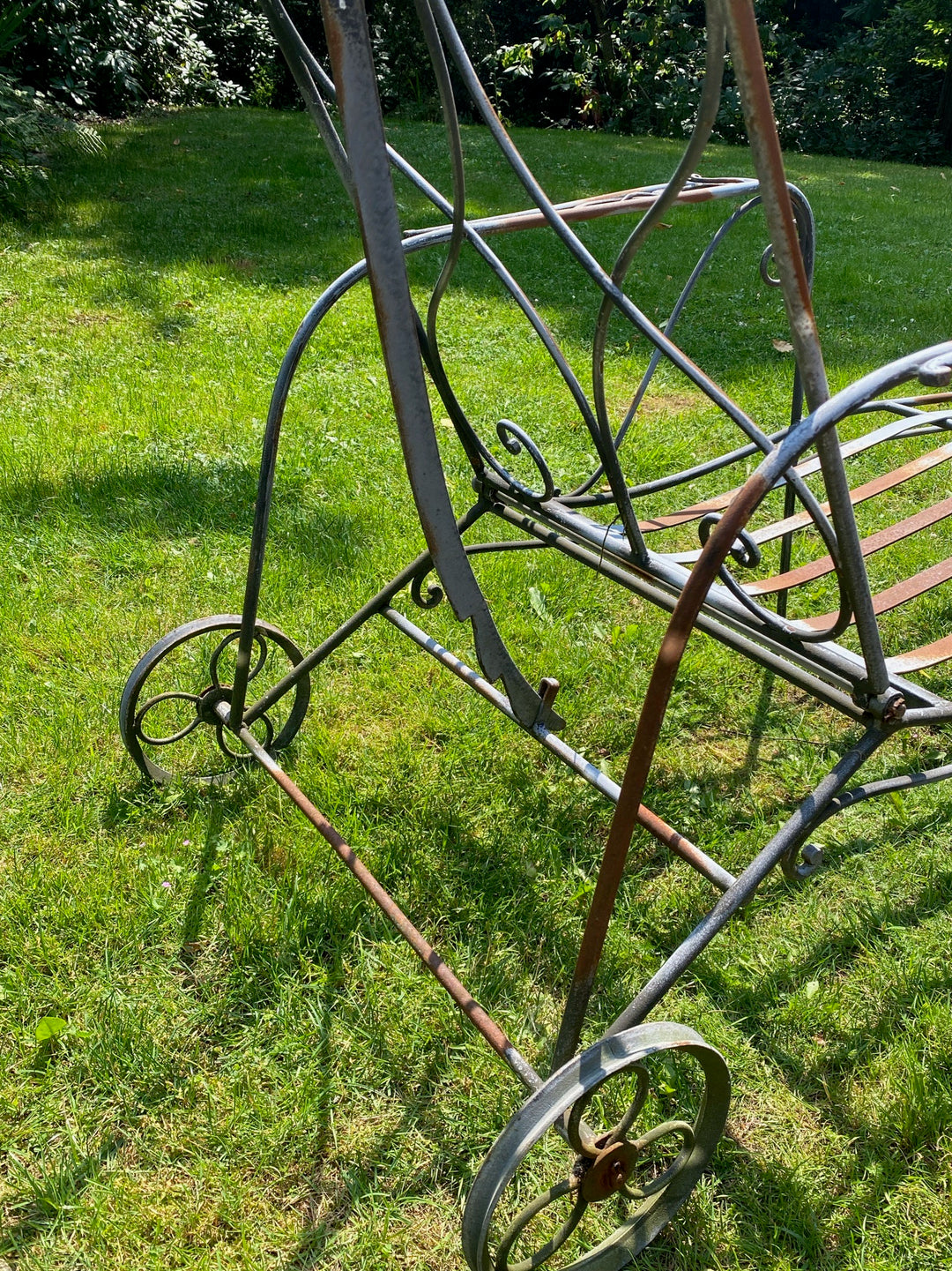 Vintage Black Metal Sun Lounger