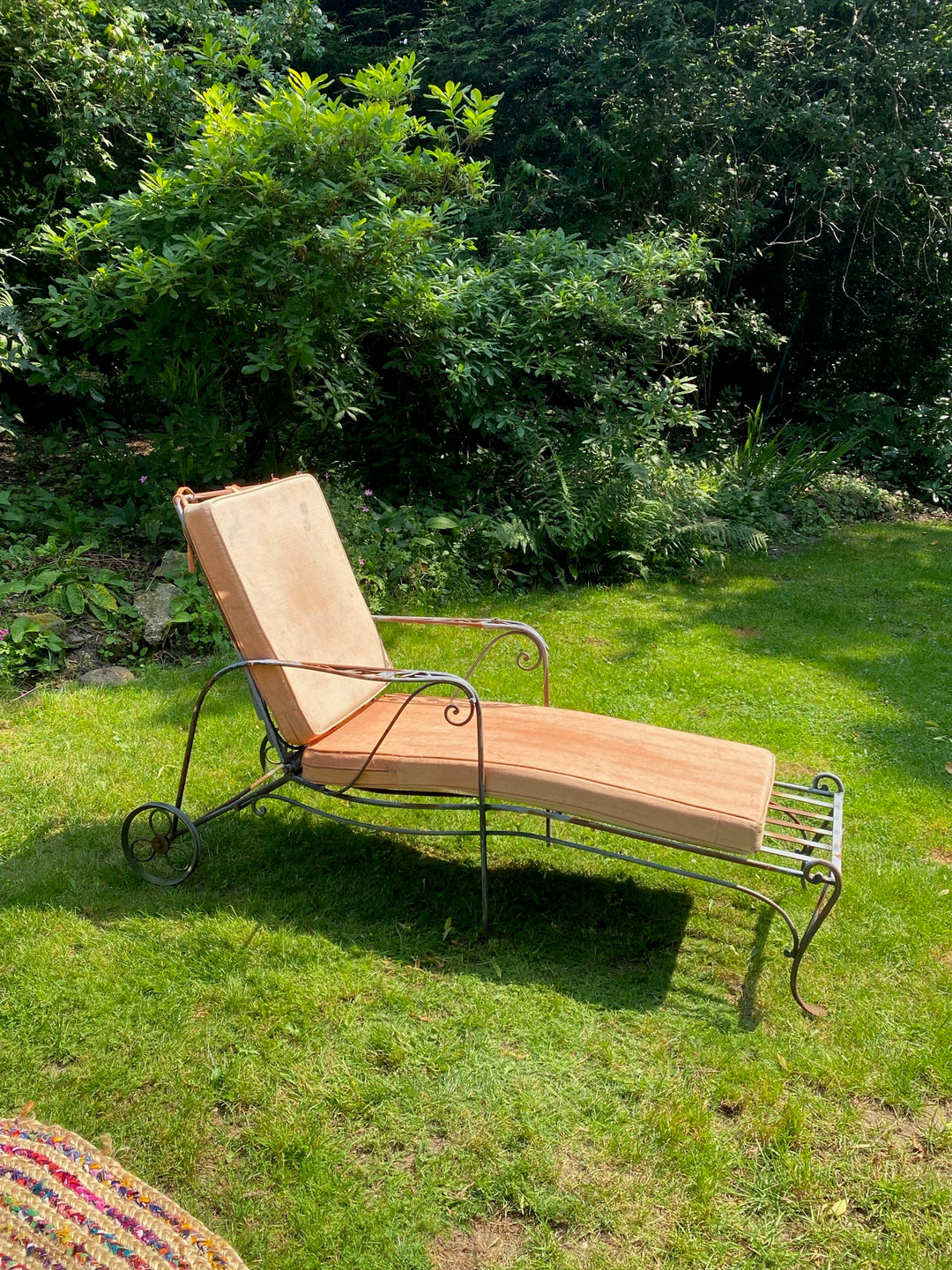 Vintage Black Metal Sun Lounger