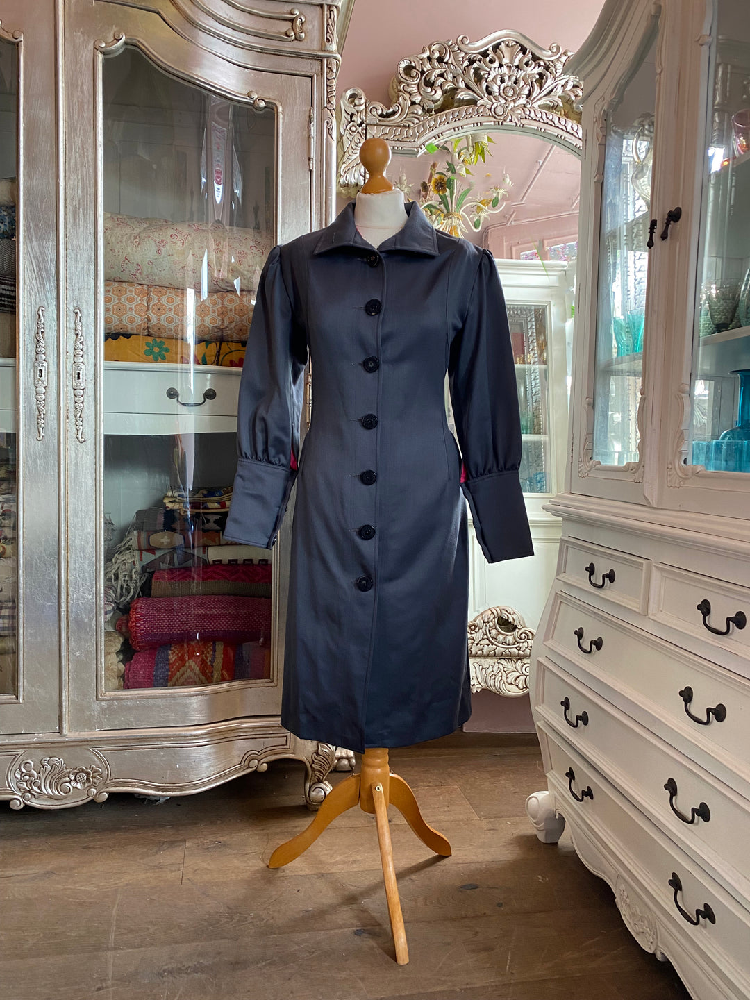Britt Lintner Grey Puffed Sleeve Coat