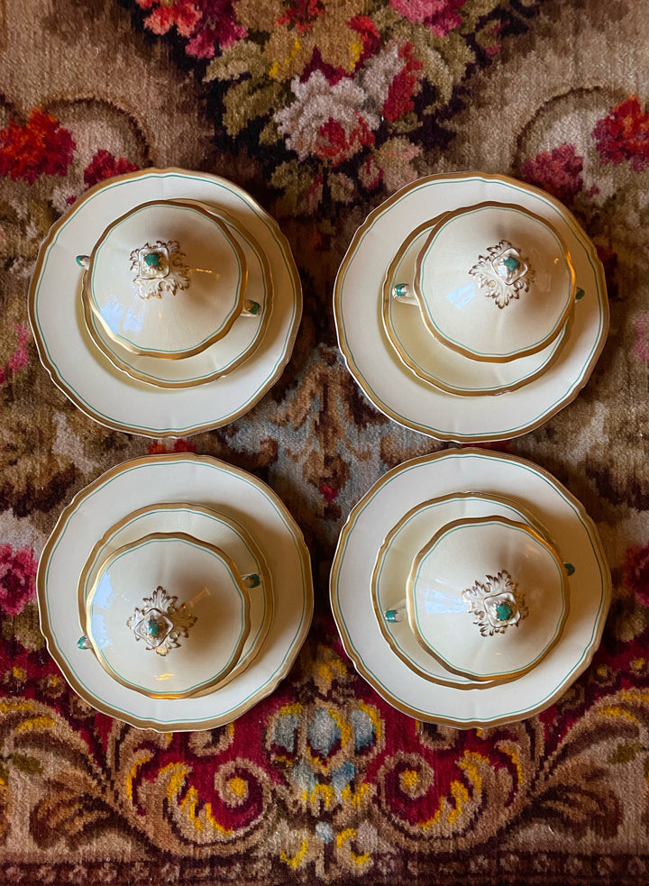 Royal Venton Ware Buttermilk Dinner 14 Piece Set