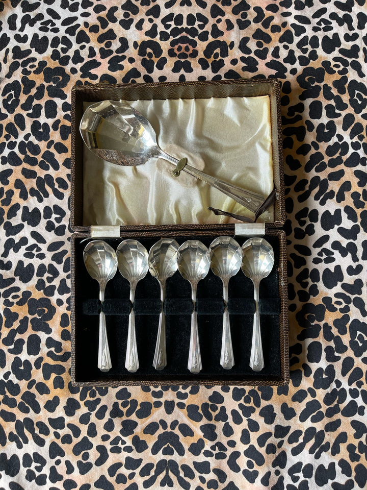 Dorchester Silver Dessert Spoons &amp; Serving Spoon