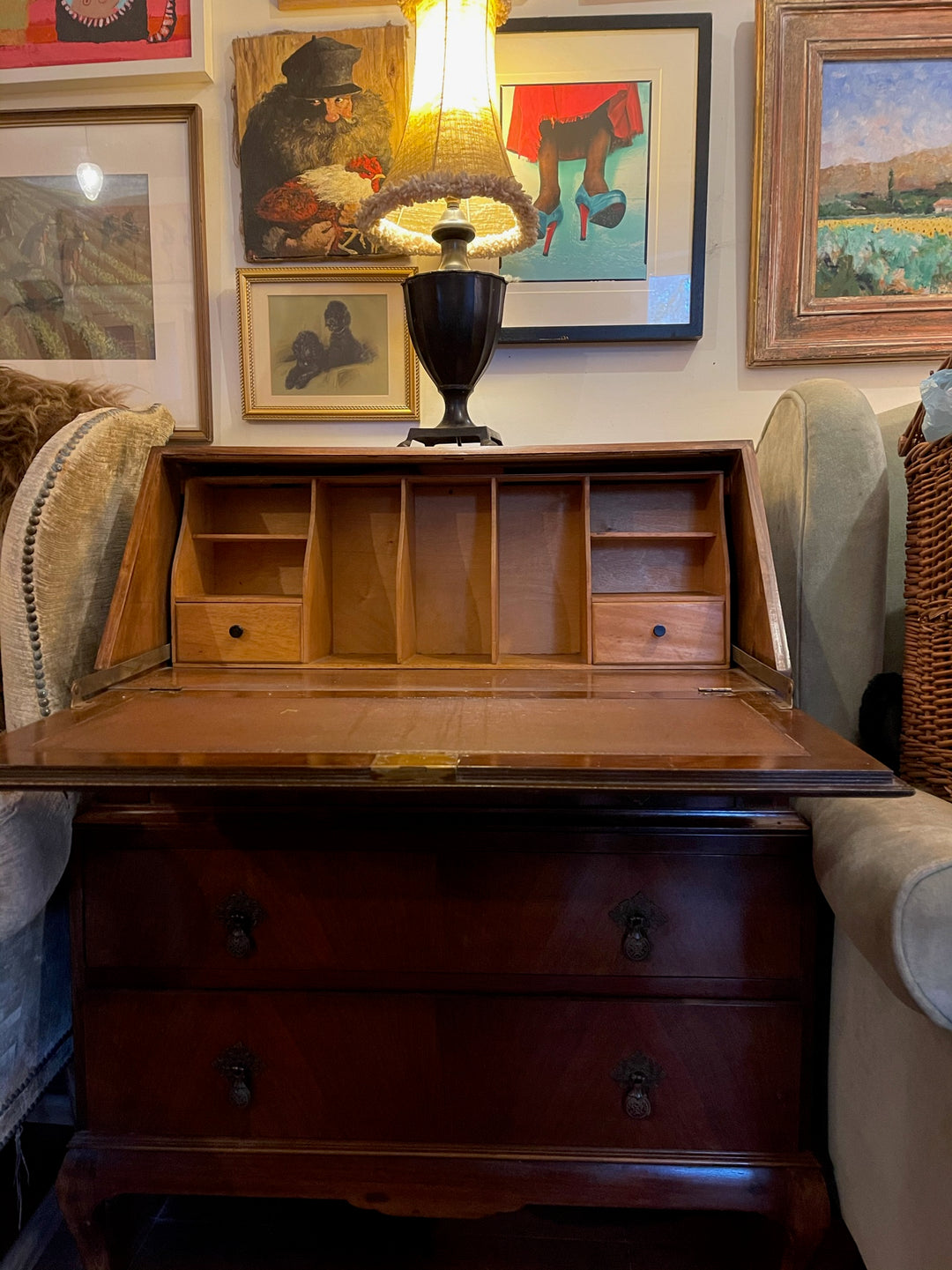 Antique Queen Anne Walnut Burr Bureau