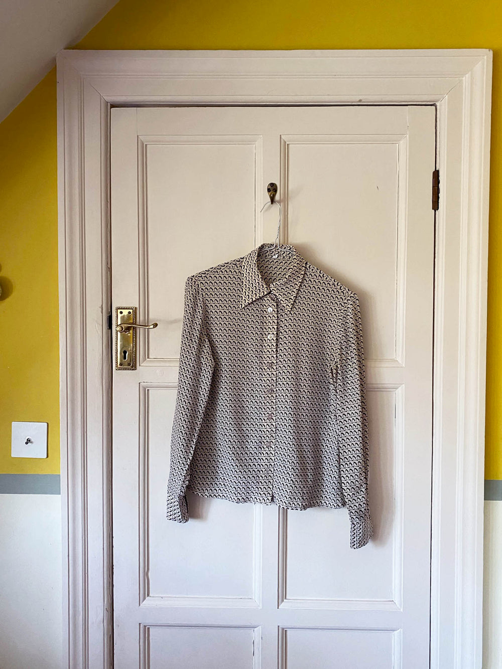 Vintage Cream & Brown Shirt