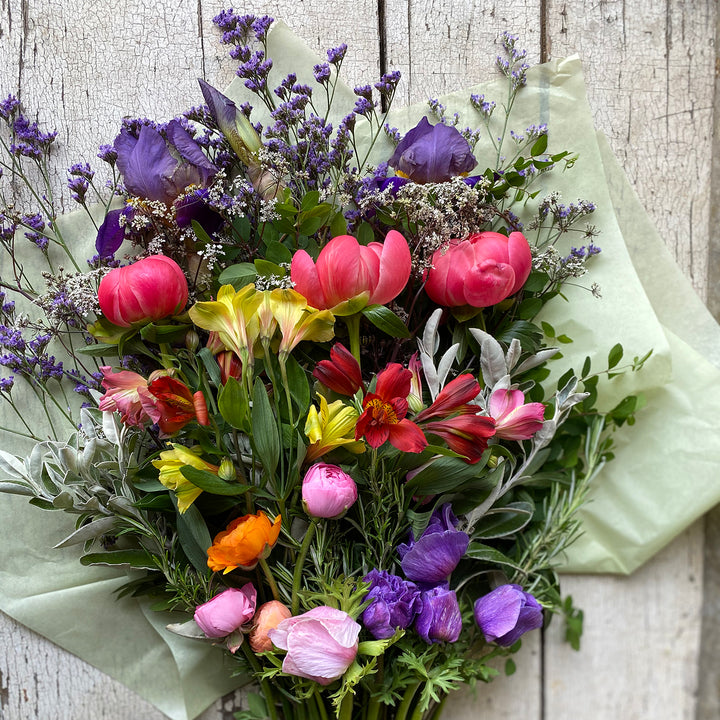 DIY Flower Arrangement - Full Bucket