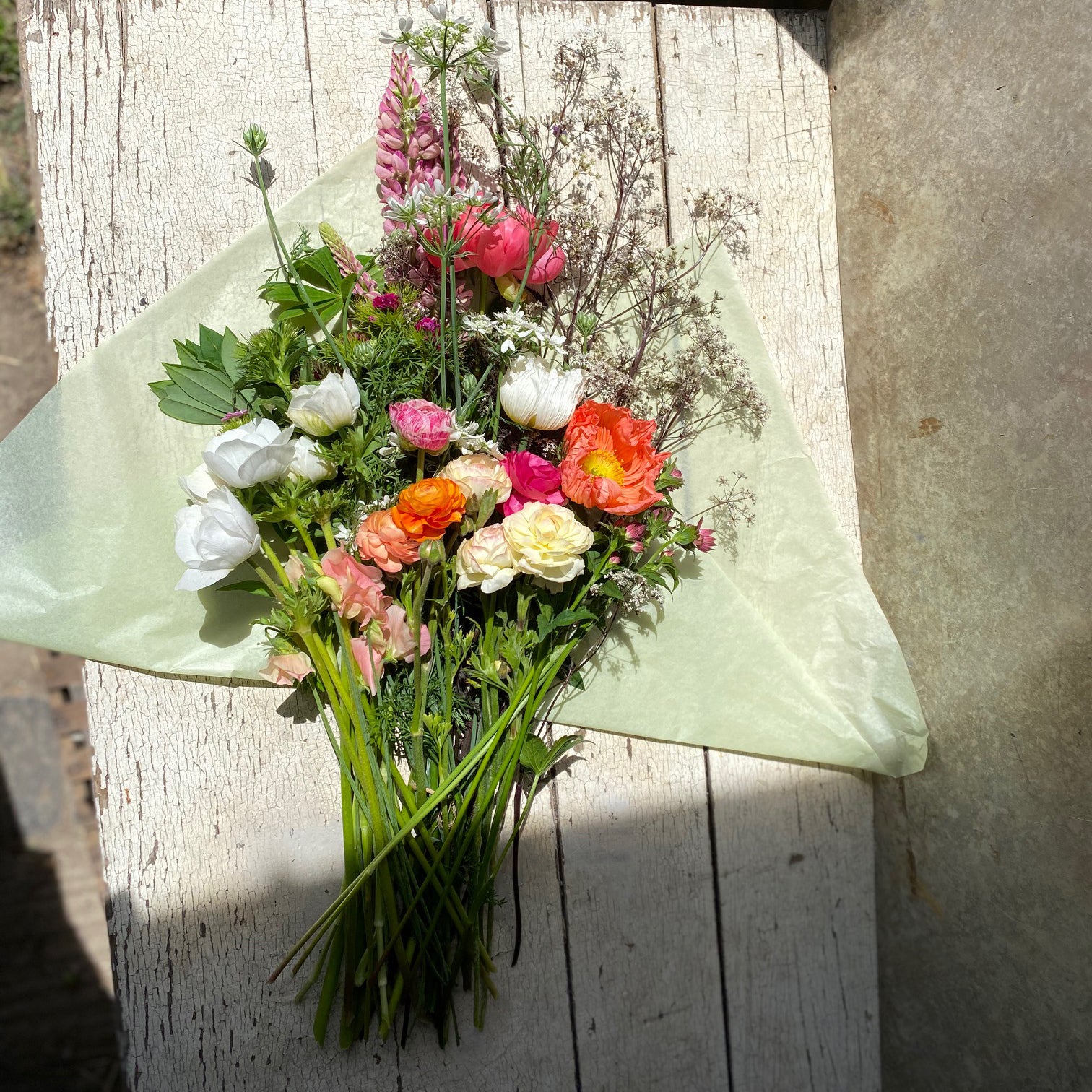 DIY Flower Arrangement - Starter Bucket