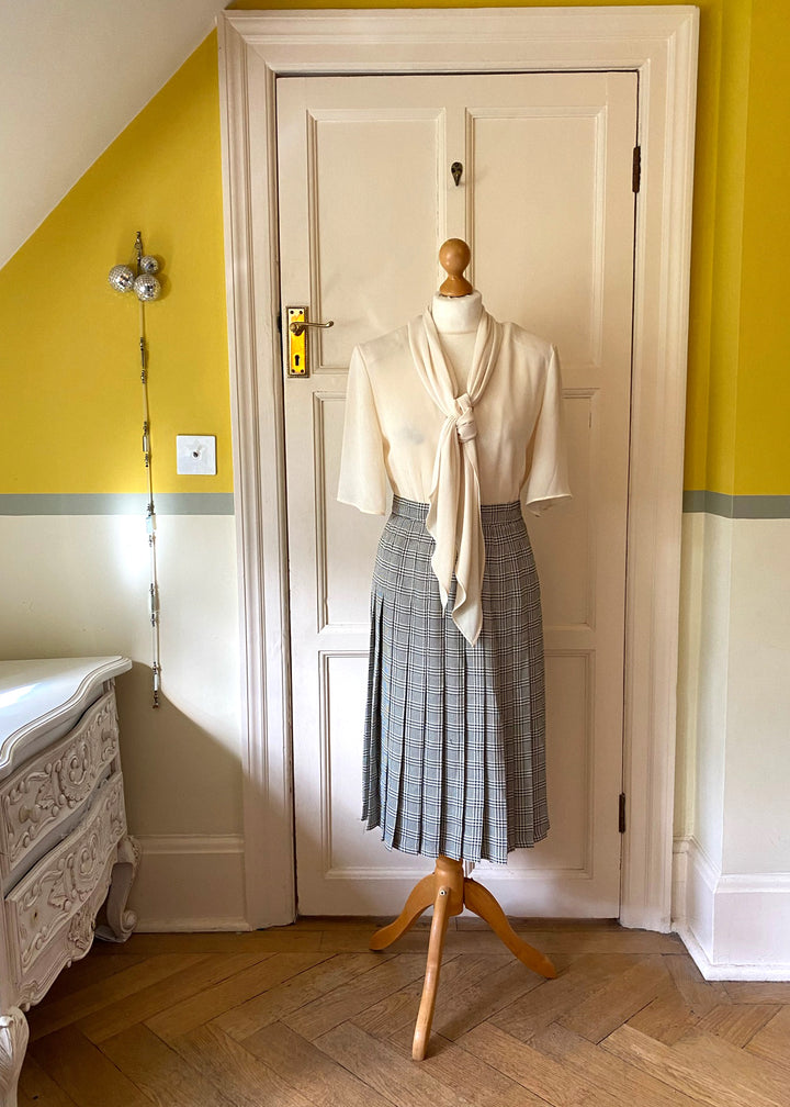 Jaeger Cream Fitted Blouse