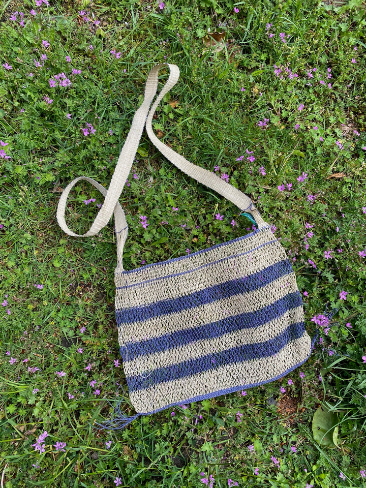 Junglevine Noy Tote Bag